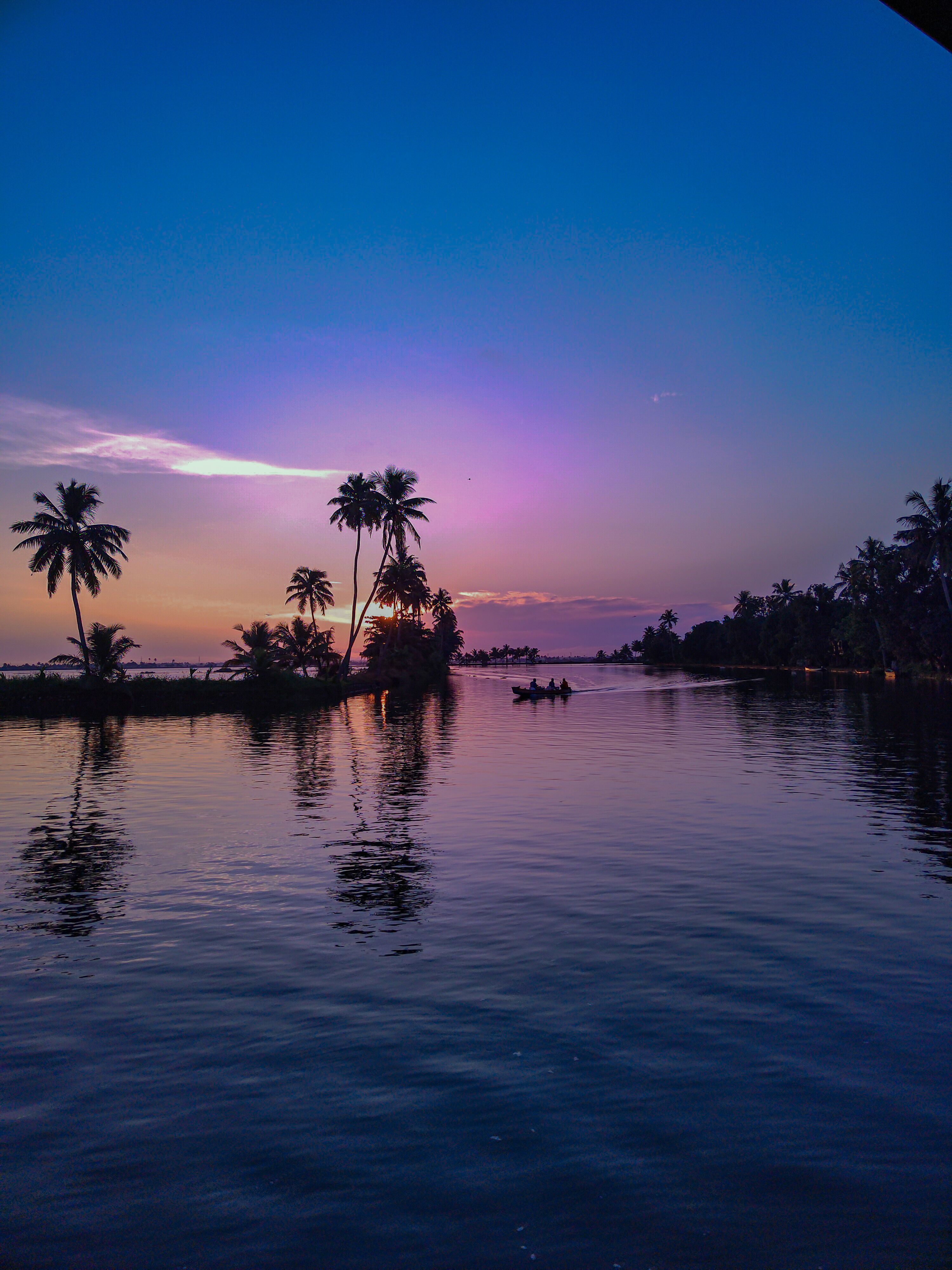 Quiet Kerala waterways